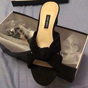 Cute Nine West slides